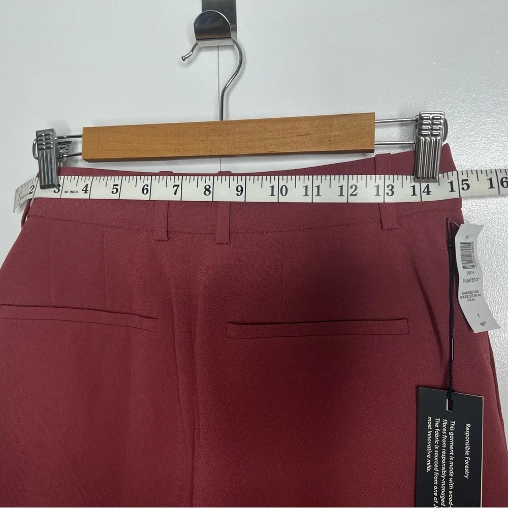 Aritzia - Babaton - Sundried Red 3” Pleated Shorts - NWT Size 8 - Picture 6 of 8